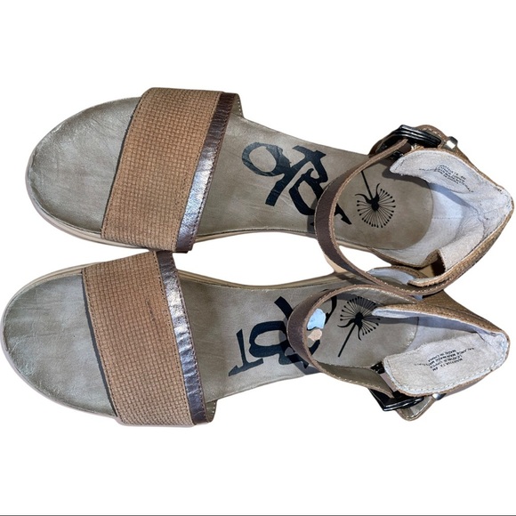 OTBT Shoes - OTBT Martha leather Sandals Sz 8